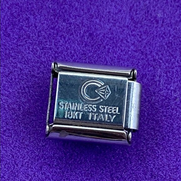 💛 Y2K Stainless Steel 18k Gold 'Aunt' Charm Link - Picture 2 of 3